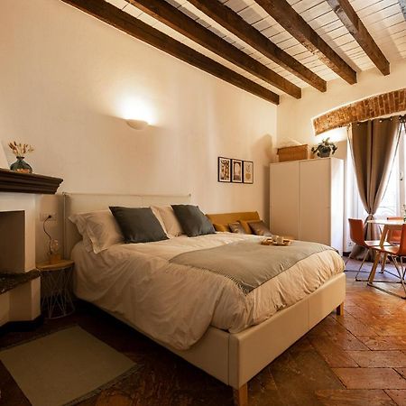 Cozy House In Naviglio Grande - Homy Apartments ミラノ エクステリア 写真