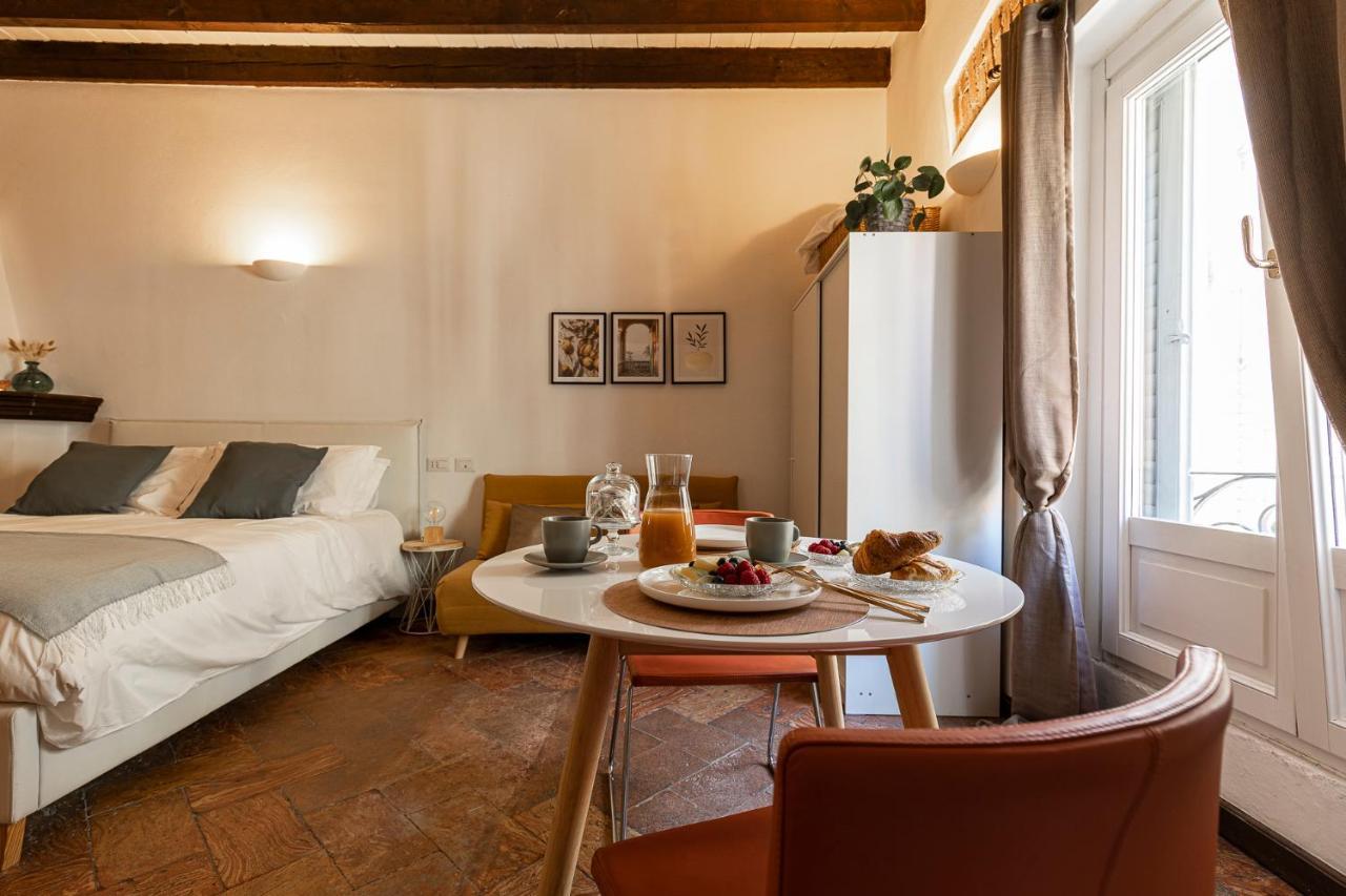 Cozy House In Naviglio Grande - Homy Apartments ミラノ エクステリア 写真